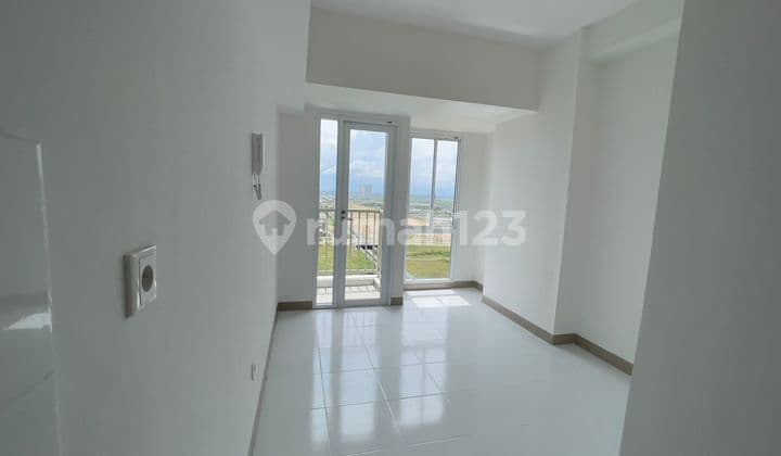 Disewakan Apartemen Studio Unfurnished di Tokyo Riverside Pik 2