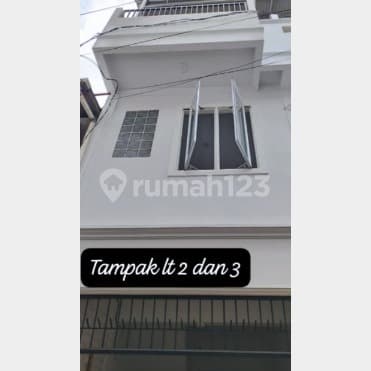 Dijual Murah Rumah Baru Renovasi 3 Lantai di Kavling Polri Jelambat