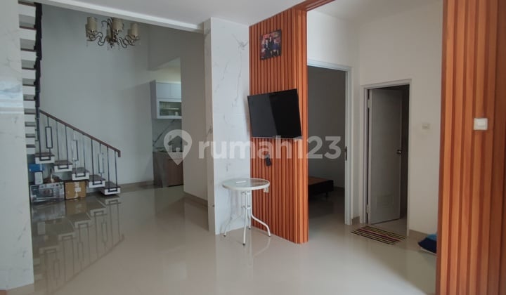 Disewakan Rumah Bagus Furnished di Megah Aryana Karawaci