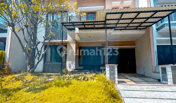 Rumah Pakuwon Indah Siap Huni Furnished