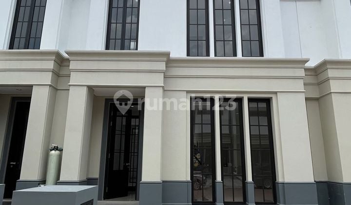 Rumah Dian Istana White House Dekt Graha Famiy Dan Pakuwon Indah