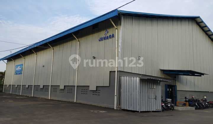 Land + Badminton Court Building Area 2156 M2 in Cengkareng, West Jakarta