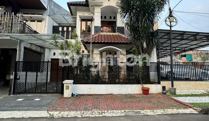 RUMAH MEWAH 2 LANTAI PESONA KHAYANGAN