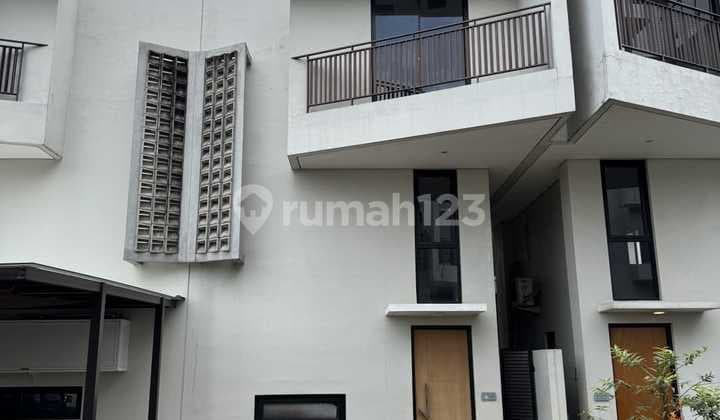 Rumah Modern Minimalis di Cendrawasih Nempel Bintaro Sektor 9