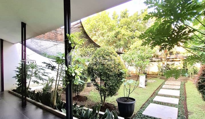 Rumah Luas & Murah Hitung Tanah Diarea Bintaro Sektor 2 Dekat Krl