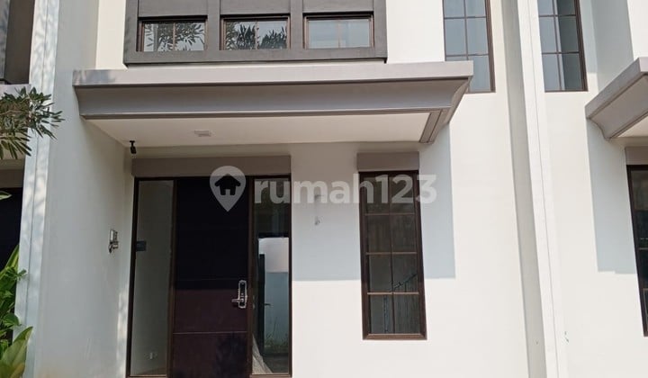 DIJUAL RUMAH 2 LANTAI SIAP HUNI CITRALAND CIBUBUR