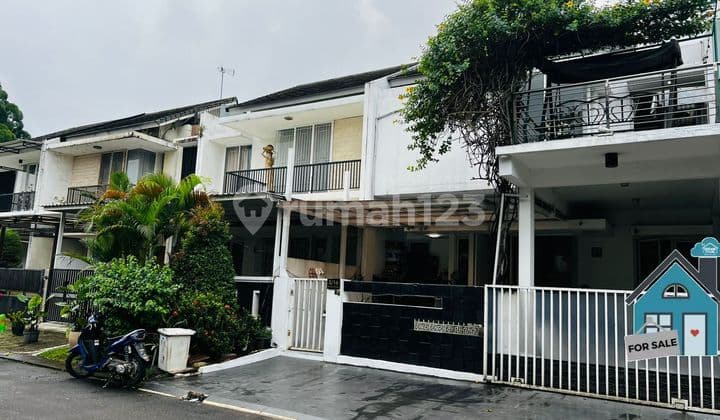 Full Furnished Rumah Modern Elegan Full Parquet,Bonus Jacuzzi Siap Huni Citra Grand