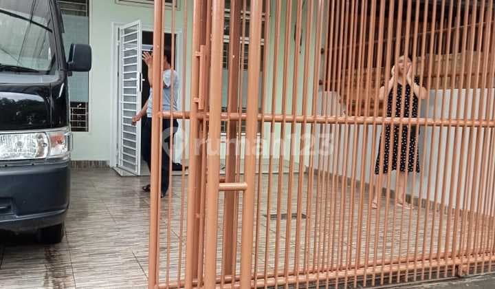 Disewakan Rumah Duri Kosambi 3 Lantai Uk.6x20