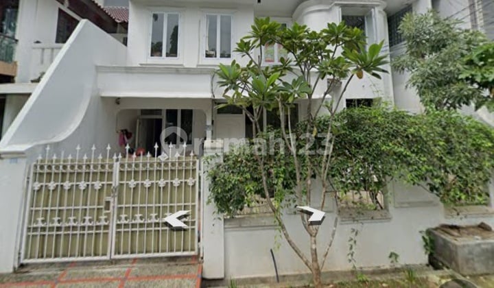 Disewakan Rumah 2 Lantai Tanjung Duren Utara