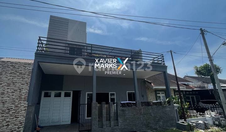 For Sale: Modern Minimalist 3-Story Move-In Ready House on Ikan Ikan Street, Tunjungsekar, Lowokwaru, Malang.