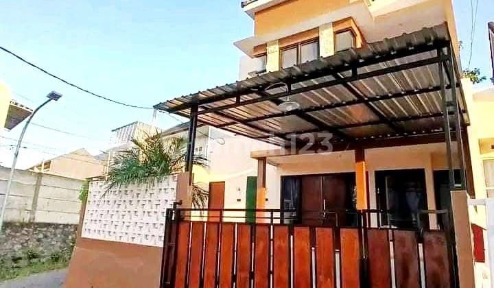 Dijual Villa Hook Furnished Plus Private Pool Di Batu Malang