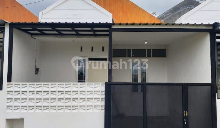 Dijual Rumah Murah Semi Furnish di Jedong Wagir Malang