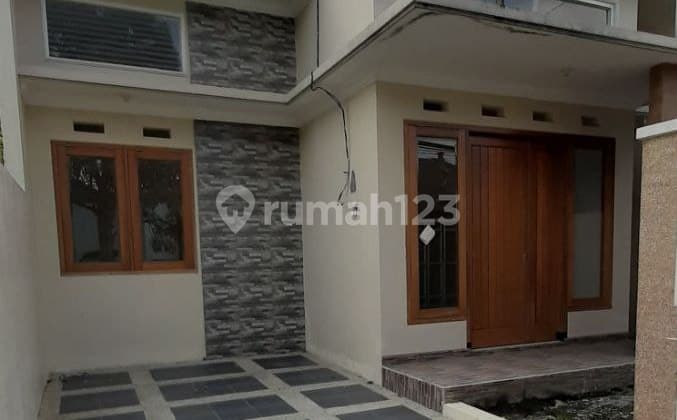 Dijual Rumah Baru Minimalis Modern Di Sulfat Kota Malang