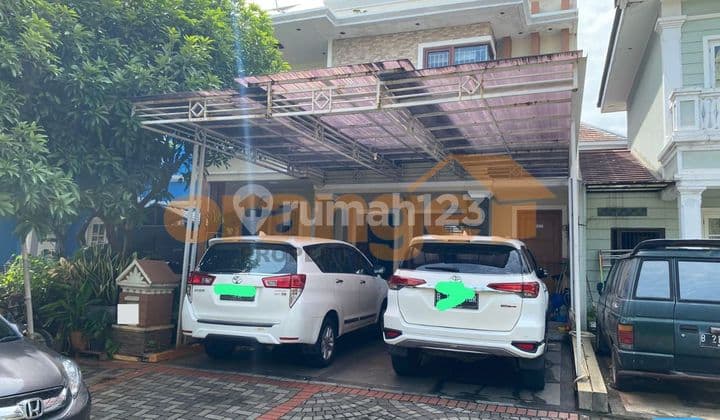 Di Jual Rumah Cantik Siap Huni Hadap Utara Di kota Wisata Cibubur