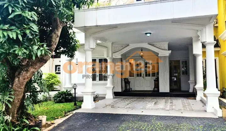 Translation: "For Sale: 2-Story Fully Furnished Ready-to-Occupy House in Kota Wisata Cibubur"