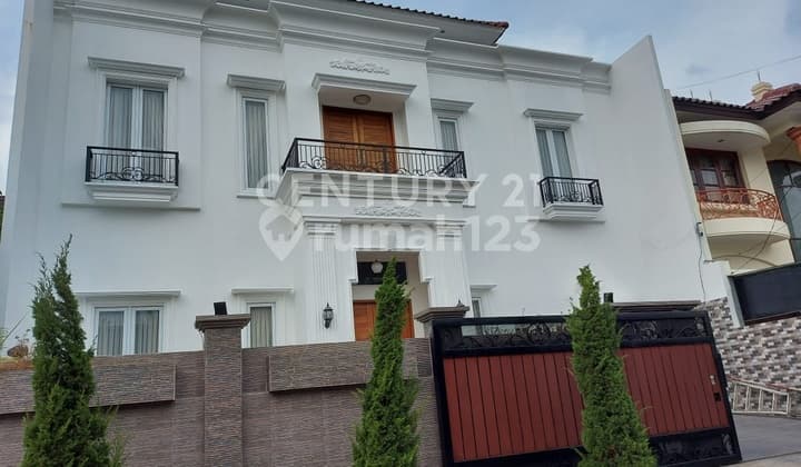 Rumah Tinggal 3 Lantai Siap Huni Di Pulomas NS0081
