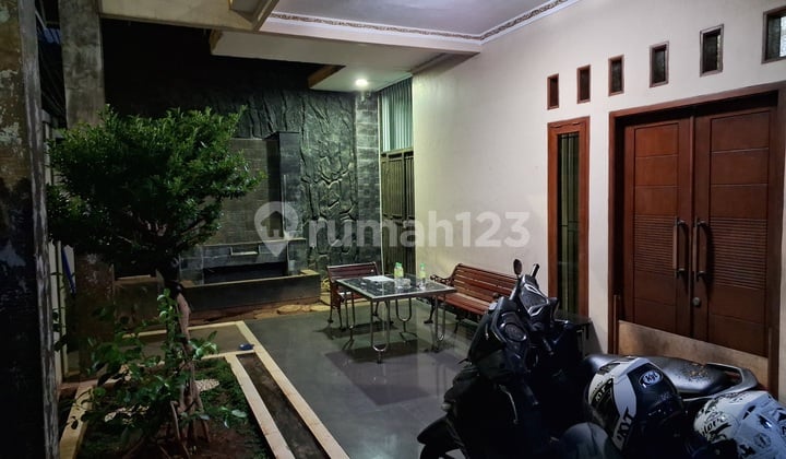 Jual Cepat Rumah Huni Dan Strategis Di Kayu Manis Matraman S8620