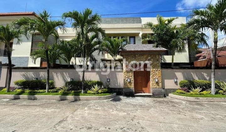FOR SALE Freehold 4 bedroom cozy House at Jimbaran Kuta Selatan Bali.