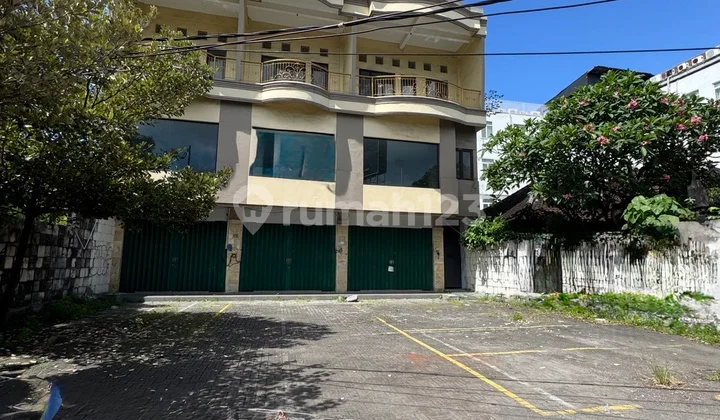 Ruko 3 Linked for Rent in Kuta Badung, Bali