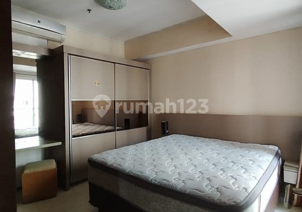 Nikmati Hidup Nyaman di Apartemen Modern dengan Fasilitas Lengkap, Akses Mudah ke Pusat Kota, Disewakan Apartemen 2Br di Royal Mediterania Lokasi Dekat dengan Mal Central Park