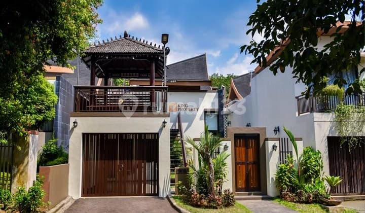 Luxury Villa for Sale Fully Furnished, Move-In Ready, Vimala Hills Peak Villa for Sale in Bogor, a Profitable Investment in Time.