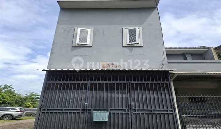 Hunian Premium di Jantung Kota - Akses Mudah ke Mana Saja, Dijual Rumah 2 Lantai di Komplek Budi Indah Lokasi Strategis