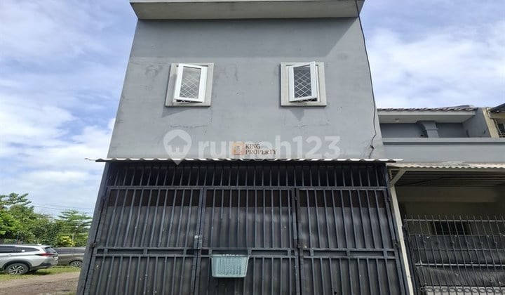 Hunian Premium di Jantung Kota - Akses Mudah ke Mana Saja, Dijual Rumah 2 Lantai di Komplek Budi Indah Lokasi Strategis