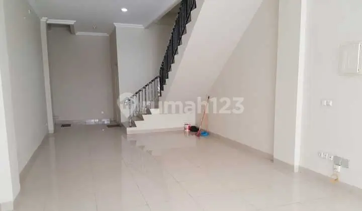 Di Sewakan Ruko 3 LT Dgreen Lake City Siap Pakai
