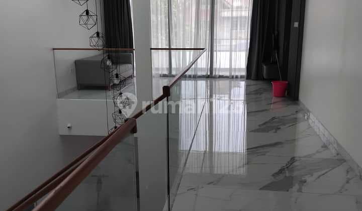 Rumah Mewah D Pik Full Furnish Ada Pool D Jual Cepat Bs KPR