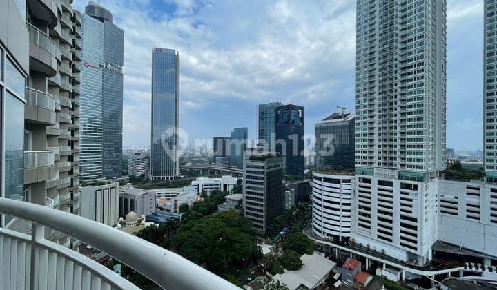 Disewakan Apartemen South Hills 1BR , 68sqm Fully Furnished - Jakarta Selatan