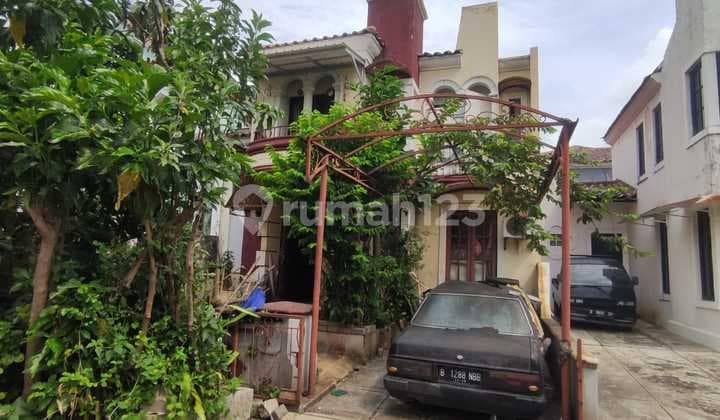 Dijual Rumah Royal Serpong Village 2 Lantai SHM Hadap Selatan Siap Huni