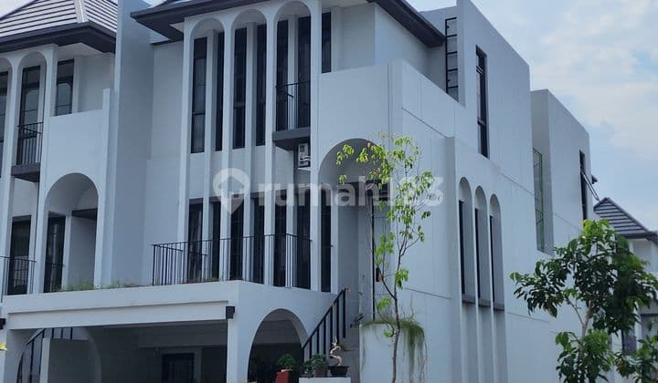 JUAL CEPAT Rumah Semi Furnished Hadap Selatan Cluster Aether, Green Wich BSD