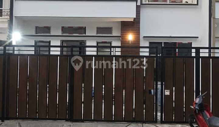 For Sale: Modern Minimalist 2-Story House, Ready to Occupy in BSD Nusa Loka, Tangerang