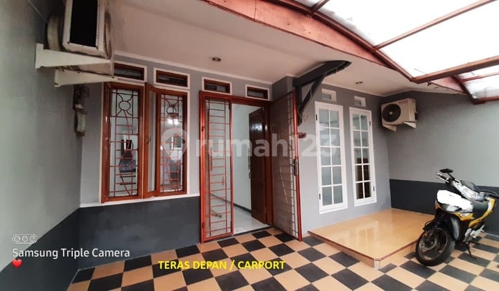 Disewakan Rumah Bagus Lokasi Strategis Dekat Tol di BSD Griya Loka Tangerang (Min 2th)