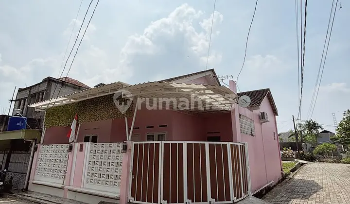 Rumah Cantik Estetik Pinky Jual Cepat SHM Siap Huni KPR