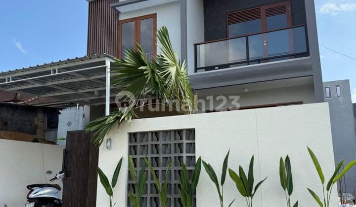 Rumah Cantik Siap Huni Strategis di Kuta Utara, Desain Timeless + Kitchen Set dan Gratis Biaya Notaris | PRPB62