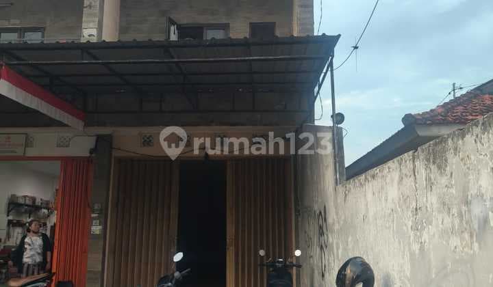 Ruko 3 Lantai di Jalan Suli bisa Dijual atau Disewakan Lokasi Strategis | Prpd323
