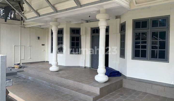 Rumah 2 Lantai 7 Kamar Siap Huni di Taman Griya Jimbaran | Prpj183