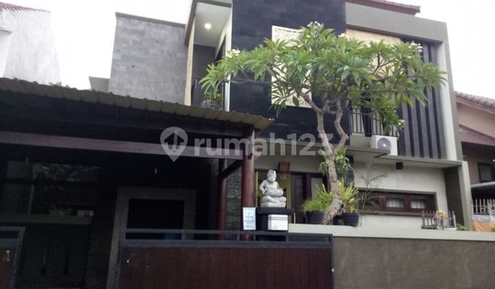 Ready-to-Occupy House 2 Floors One Gate 5 Rooms - Tukad Petanu Renon | Prpd406
