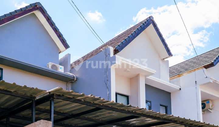 Minimalist Semi-Furnished Ready-to-Occupy House in City Center - West Denpasar | Prpd461