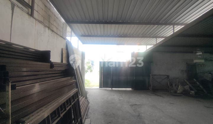Gudang Jalan Jeruk Wage Taman Sidoarjo Dekat Unimas District