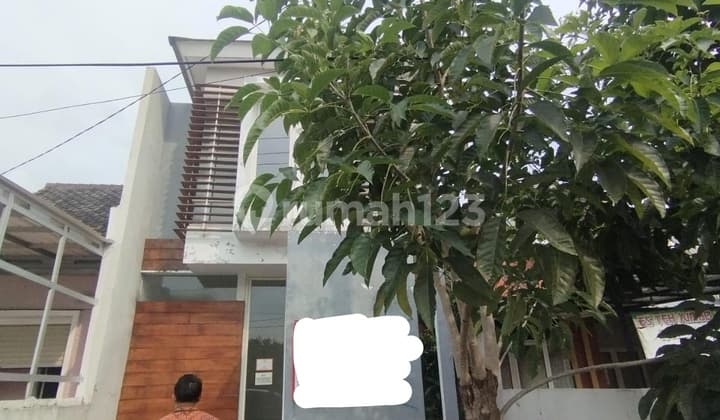 Dijual Via Lelang Rumah 2Lt Perum Puri Safira Regency Menganti Gresik