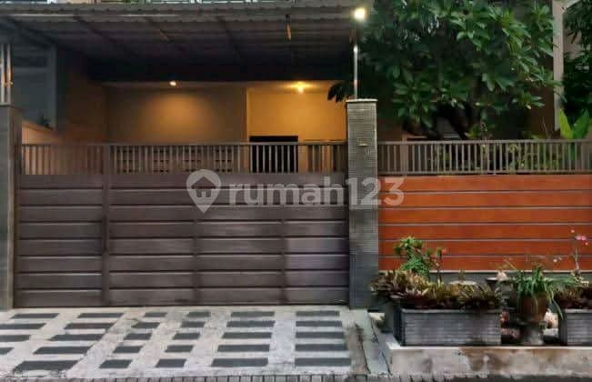 For Sale: 2-Story House in Araya Phase 1, Surabaya City