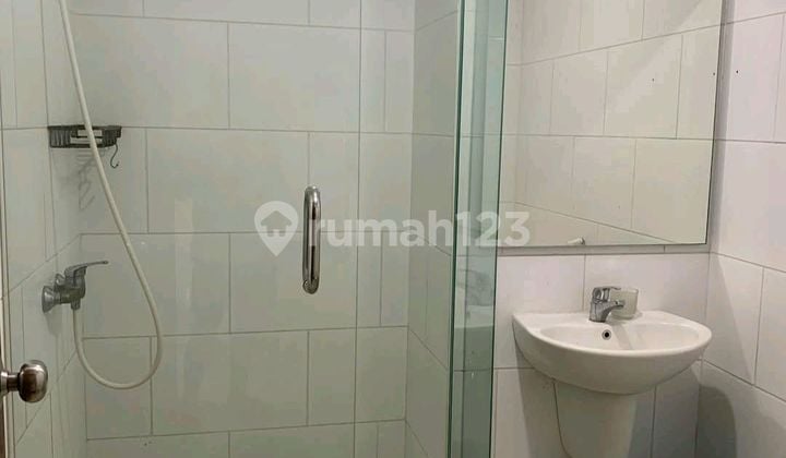 For Rent: Waterplace Apartment, 3rd Floor, Surabaya City