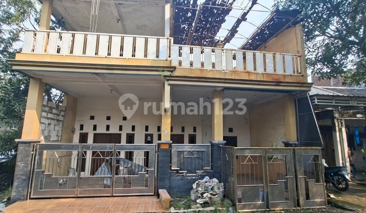 Dijual Via Lelang Rumah 2Lt di Perum Bukit Cemoro Wangi Menganti Gresik
