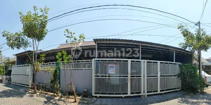 For Sale via Auction – 1-Story House in Heavenland Candi Sidoarjo Housing Complex