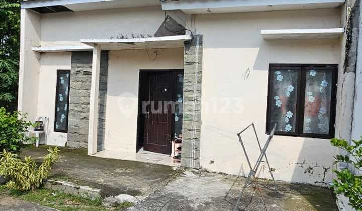 For Sale via Auction: Single-Story House in Radegansari, Driyorejo, Gresik