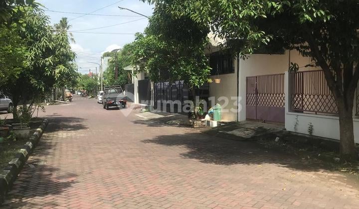 Dijual Rumah Dengan Lokasih Strategis Daerah Prapen Indah Surabaya