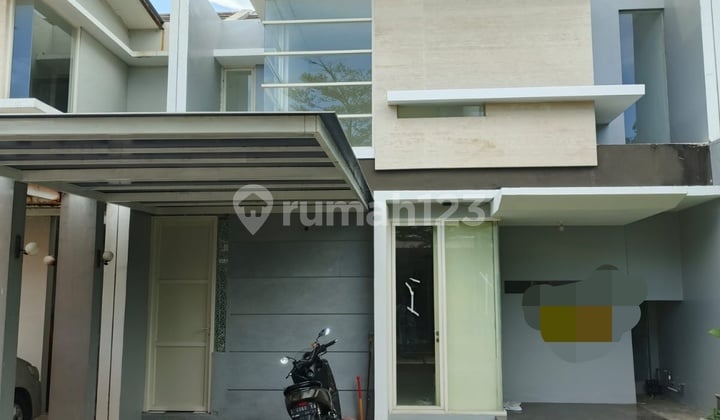 Disewakan Rumah Bagus Siap Huni Daerah Wiguna Surabaya