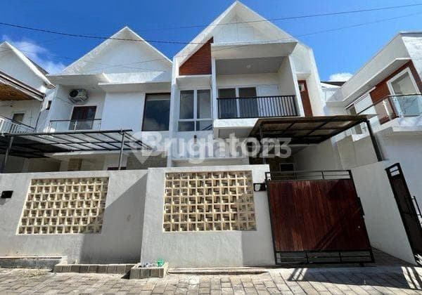 Murah Rumah Semi Villa Baru di Royal Taman Bali - Nusadua, Lokasi Strategis dan Nyaman